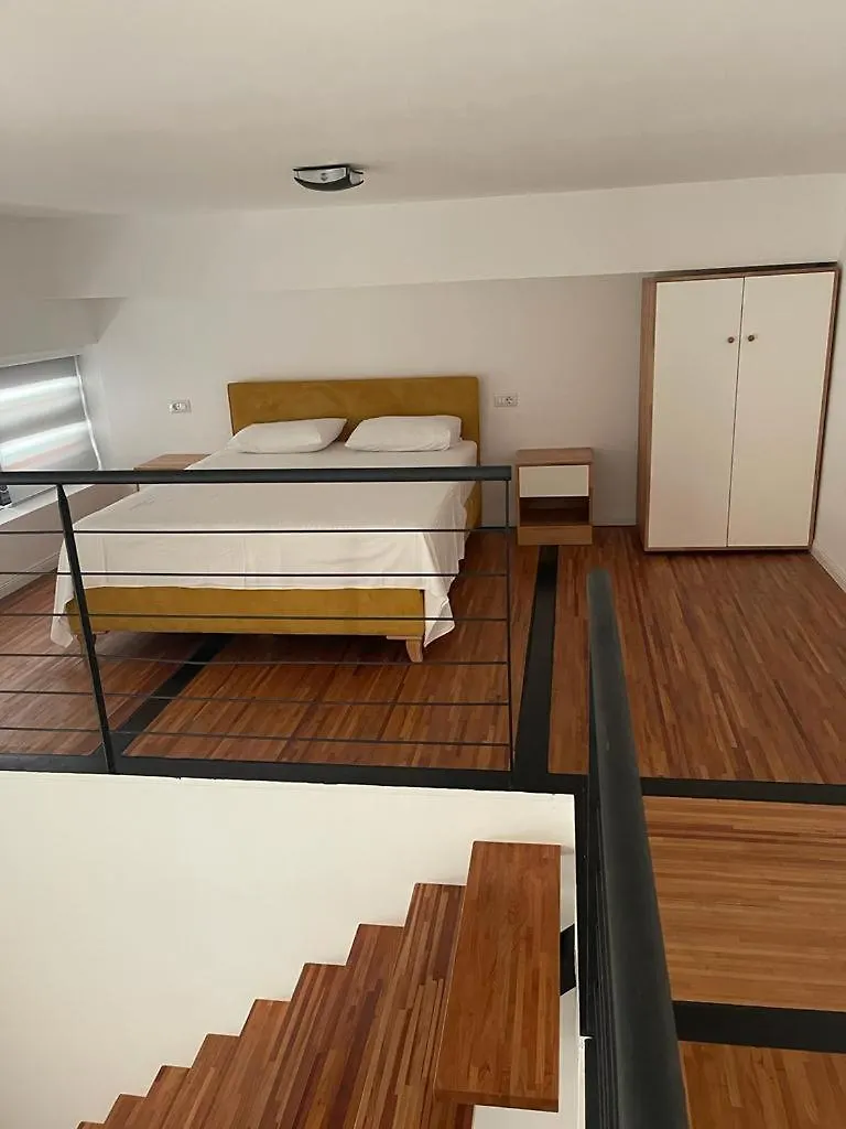 Hotel Adria Shëngjin