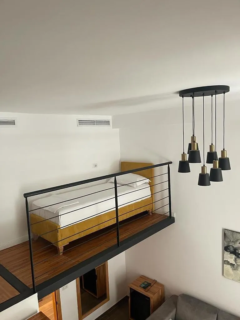 Hotel Adria Shëngjin