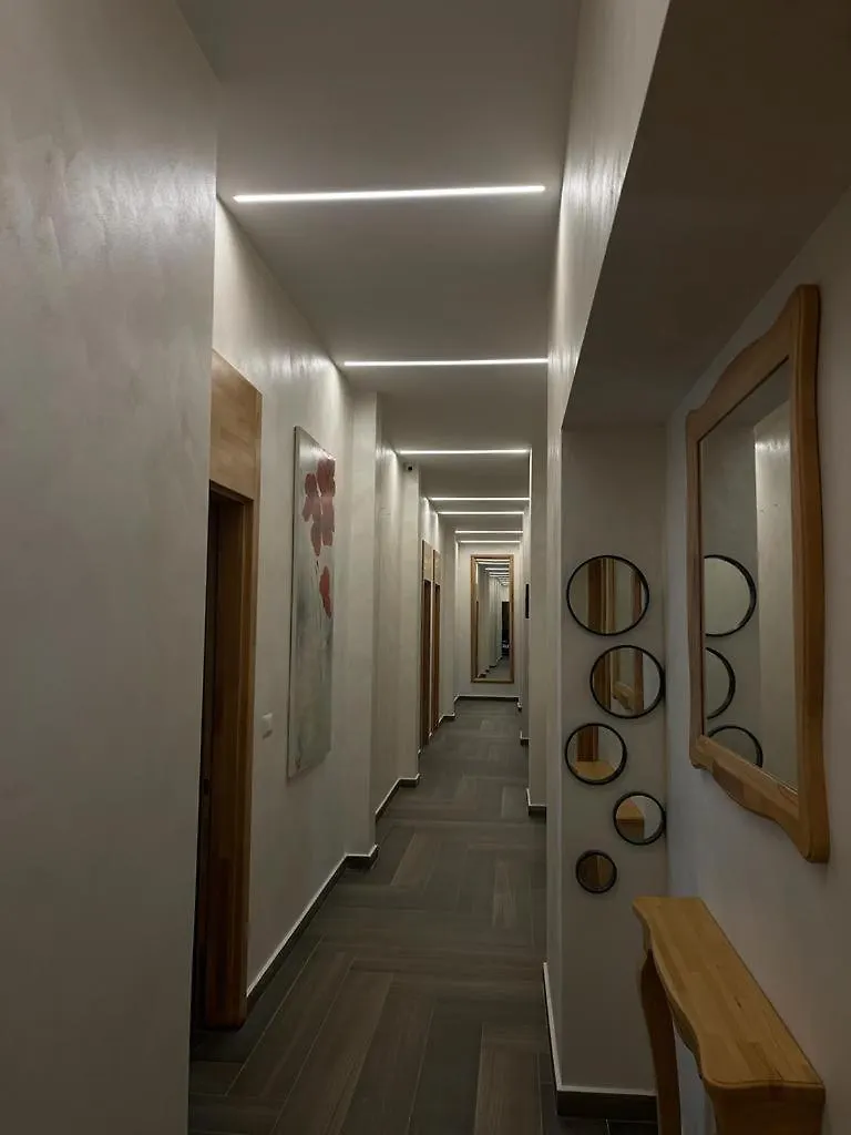 Hotel Adria Shëngjin 3*,