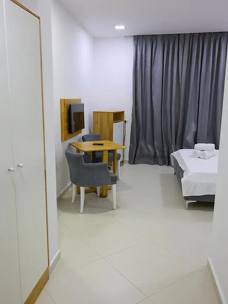 Hotel Adria Shëngjin